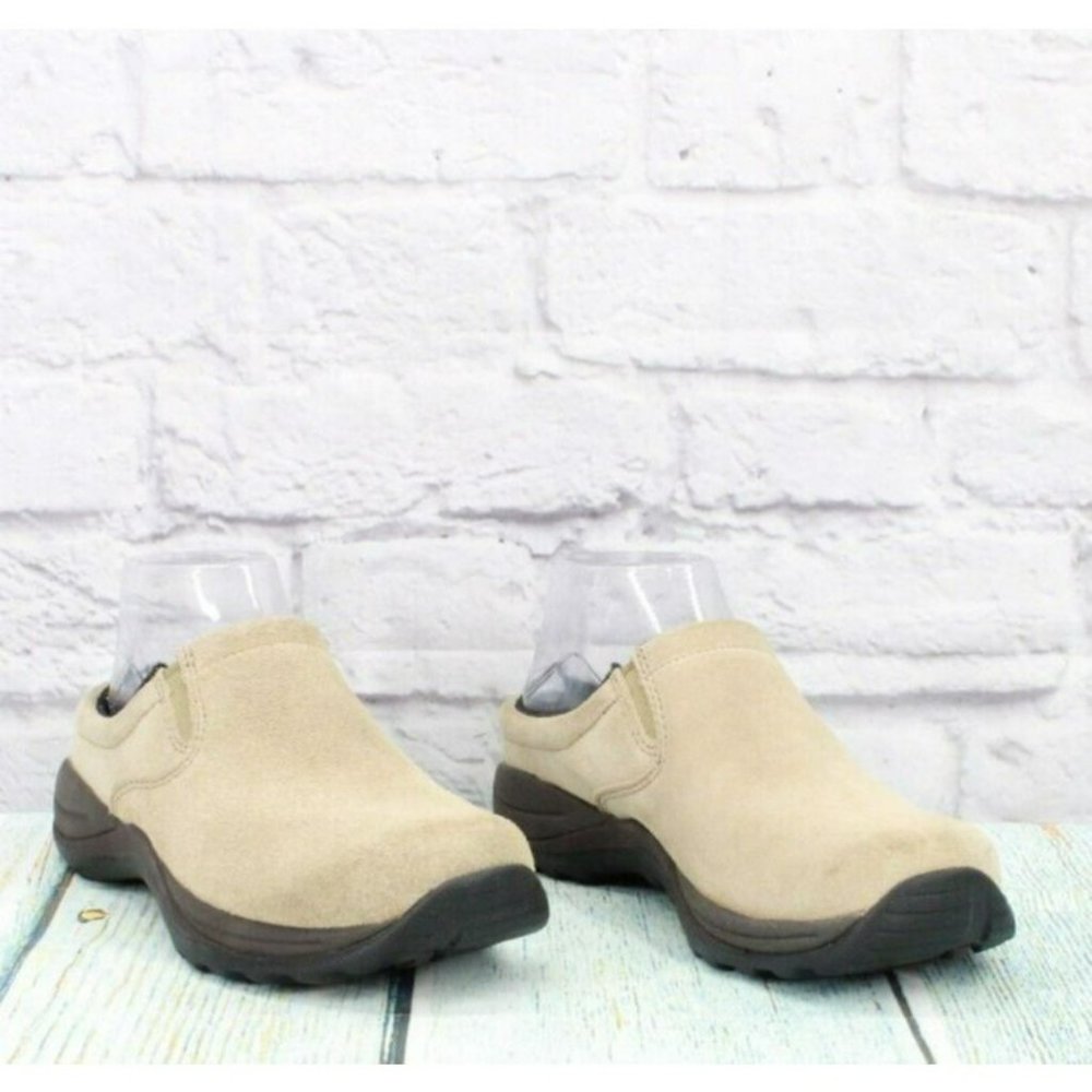 LL Bean  Tan Suede Slip-On Round Toe Mules Clogs Shoes Size 7 Medium - Picture 3 of 9